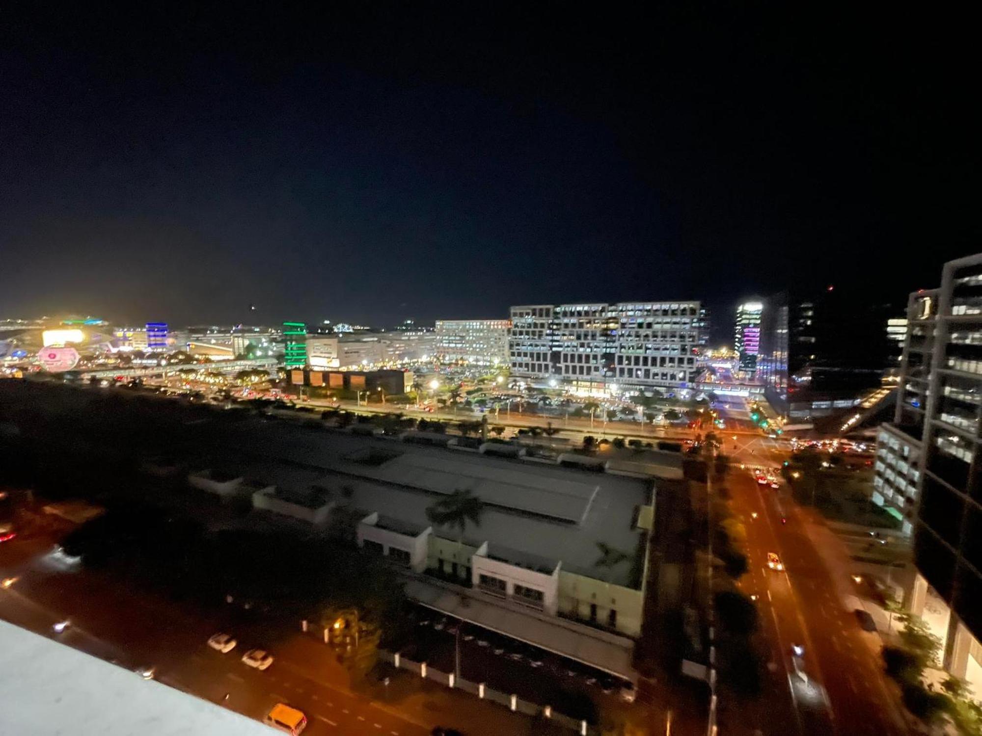 Shore Residences, Mall Of Asia Complex Stays By Pbyy Manille Extérieur photo