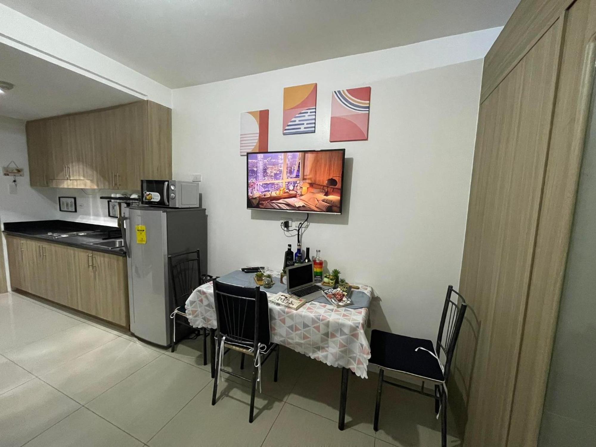 Shore Residences, Mall Of Asia Complex Stays By Pbyy Manille Extérieur photo