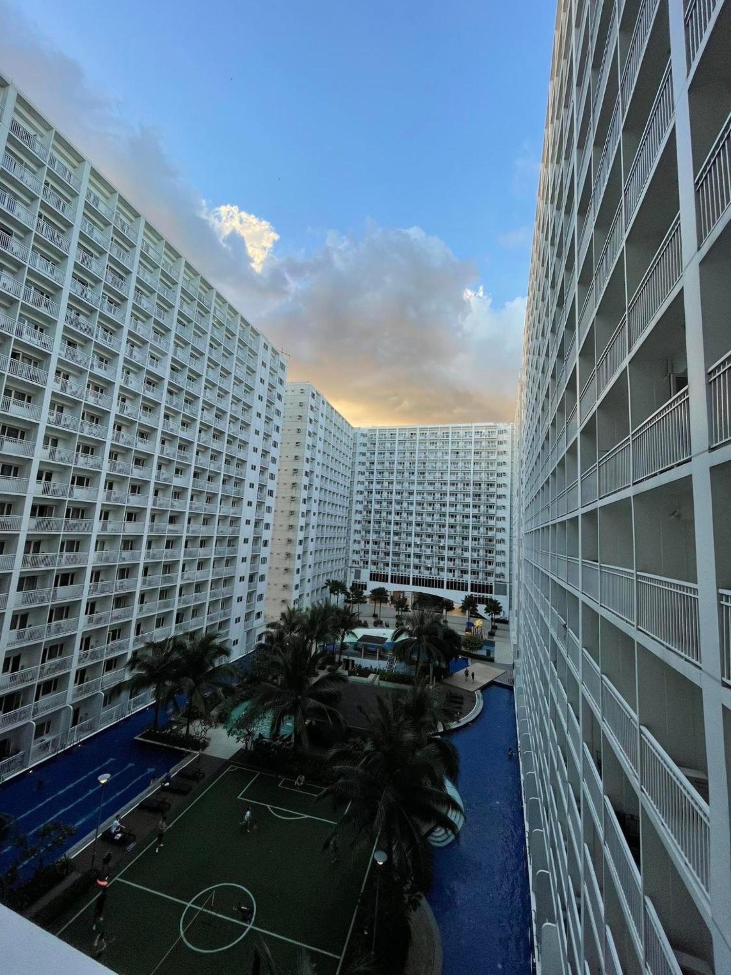 Shore Residences, Mall Of Asia Complex Stays By Pbyy Manille Extérieur photo